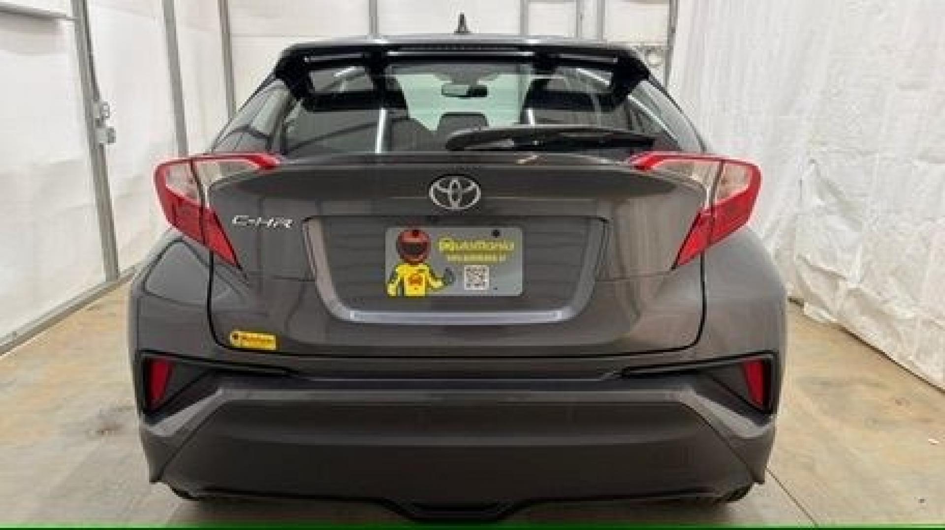 2018 Gray Toyota C-HR XLE (NMTKHMBX5JR) with an 2L I-4 DOHC engine, located at 1806 Veterans Memorial Hwy SW, Austell, GA, 30168, (770) 944-9558, 33.817959, -84.606987 - This 2018 Toyota C-HR has passed a 100+ point inspection performed in our own service center. It's in impeccable condition, with no odors, and the seats are in very good shape. For extra peace of mind, the transmission bearings have been replaced, it should have hundreds of thousands of miles. Come- Photo#4