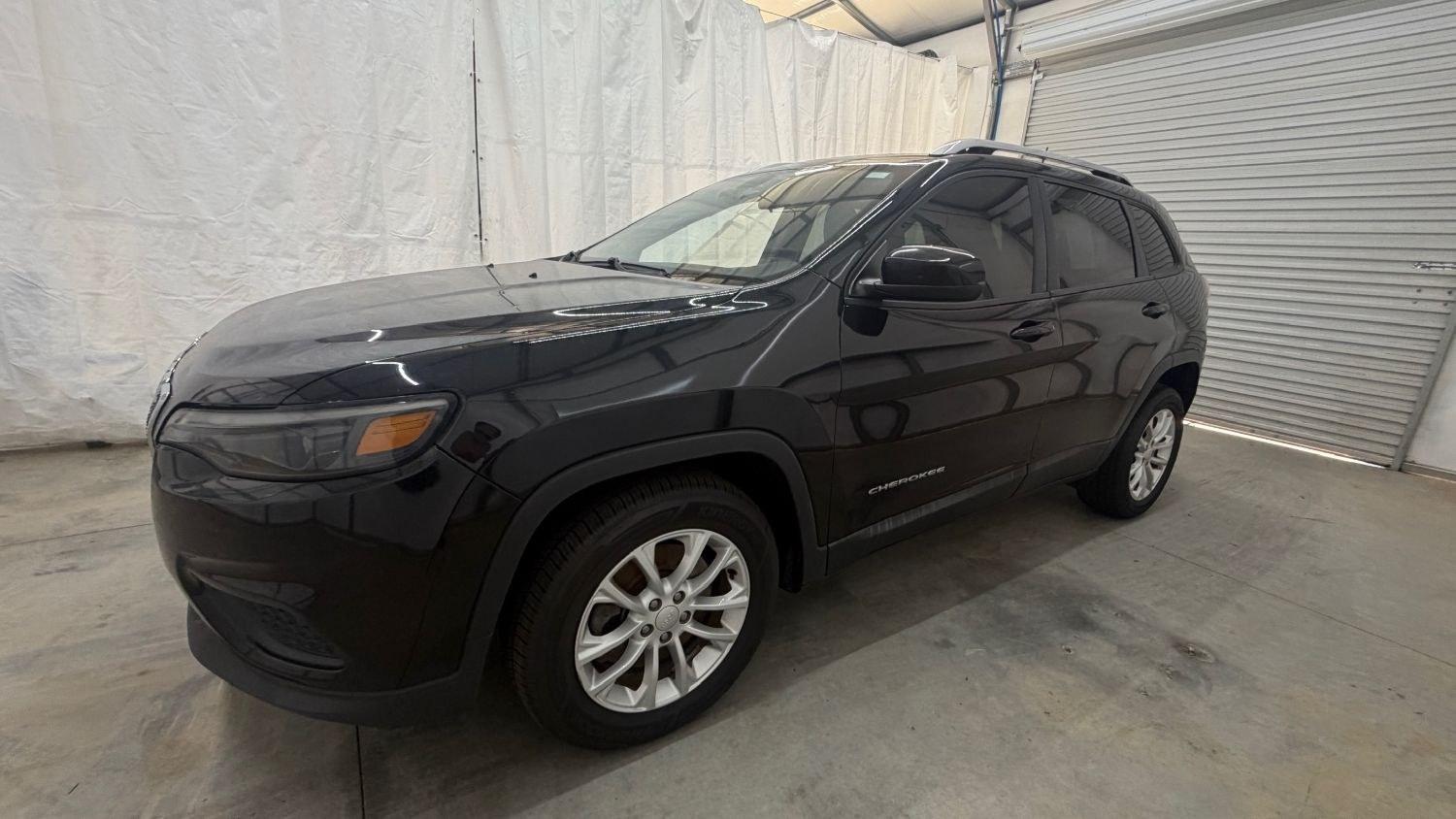 2020 Black Jeep Cherokee Latitude FWD (1C4PJLCB6LD) , located at 1806 Veterans Memorial Hwy SW, Austell, GA, 30168, (770) 944-9558, 33.817959, -84.606987 - This Jeep is in good condition and comes from a non-smoker vehicle. The exterior is in perfect condition, and the interior looks good and smells great. Overall, a great car for the price.- Photo#1