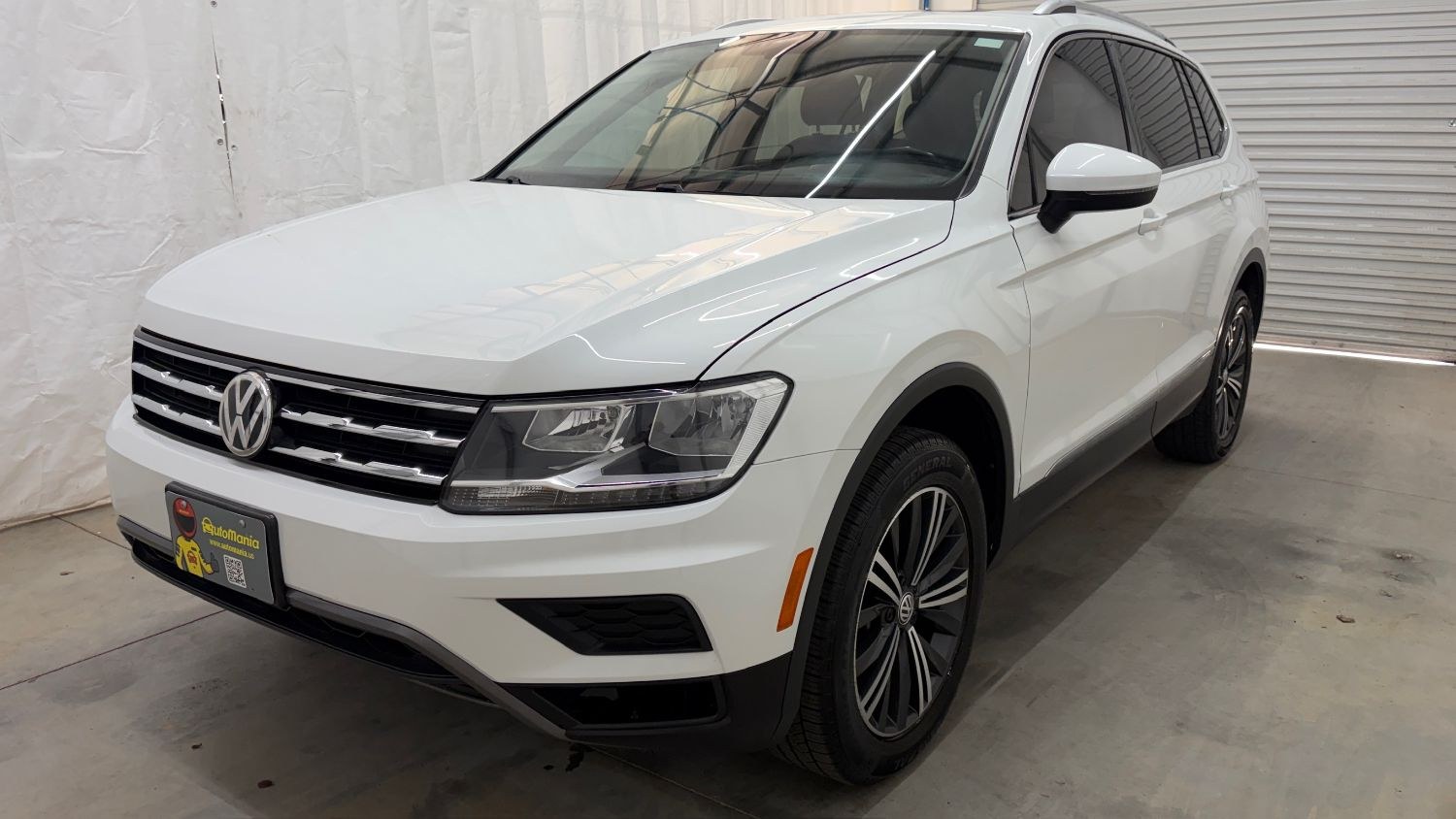 photo of 2018 Volkswagen Tiguan 2.0T SEL | 2.0T SE