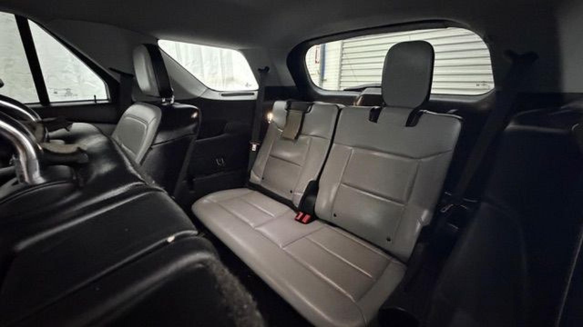 2021 Gray Ford Explorer XLT (1FMSK8DHXMG) with an EcoBoost 2.3L I-4 direct injection engine, located at 1806 Veterans Memorial Hwy SW, Austell, GA, 30168, (770) 944-9558, 33.817959, -84.606987 - This Explorer has an interior that looks good and comes from a non-smoker vehicle. The exterior paint looks excellent, with only minor scratches, and the tires are in great shape. With lots of comfortable seating, it's a spacious, family-friendly SUV that's ready for daily driving.- Photo#16