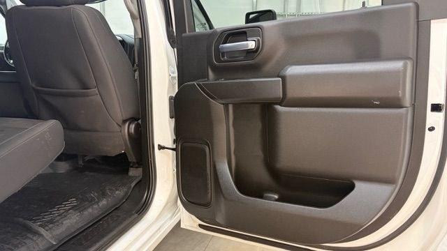 2023 White Chevrolet Silverado 2500HD 4WD Crew Cab Standard Bed LT (2GC1YNEY0P1) with an Duramax 6.6L V-8 direct injection engine, located at 1806 Veterans Memorial Hwy SW, Austell, GA, 30168, (770) 944-9558, 33.817959, -84.606987 - This 2023 Chevrolet Silverado 2500HD Diesel has passed a 100+ point inspection performed in our own service center. It's in super nice shape, especially for a work truck. The paint is very nice, and the interior is super clean for a truck. A strong, capable diesel ready for the job. Come see it in p- Photo#16