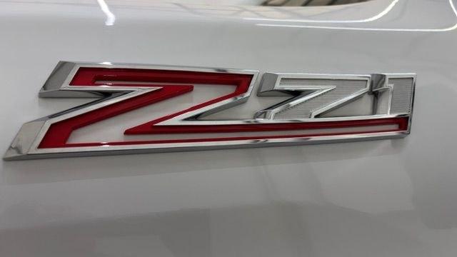2023 White Chevrolet Silverado 2500HD 4WD Crew Cab Standard Bed LT (2GC1YNEY0P1) with an Duramax 6.6L V-8 direct injection engine, located at 1806 Veterans Memorial Hwy SW, Austell, GA, 30168, (770) 944-9558, 33.817959, -84.606987 - This 2023 Chevrolet Silverado 2500HD Diesel has passed a 100+ point inspection performed in our own service center. It's in super nice shape, especially for a work truck. The paint is very nice, and the interior is super clean for a truck. A strong, capable diesel ready for the job. Come see it in p- Photo#24
