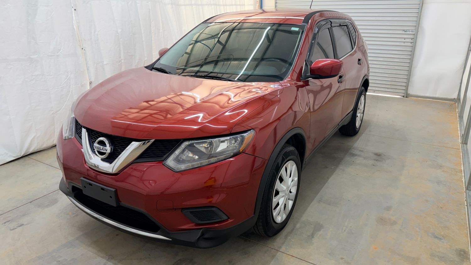 photo of 2016 Nissan Rogue S