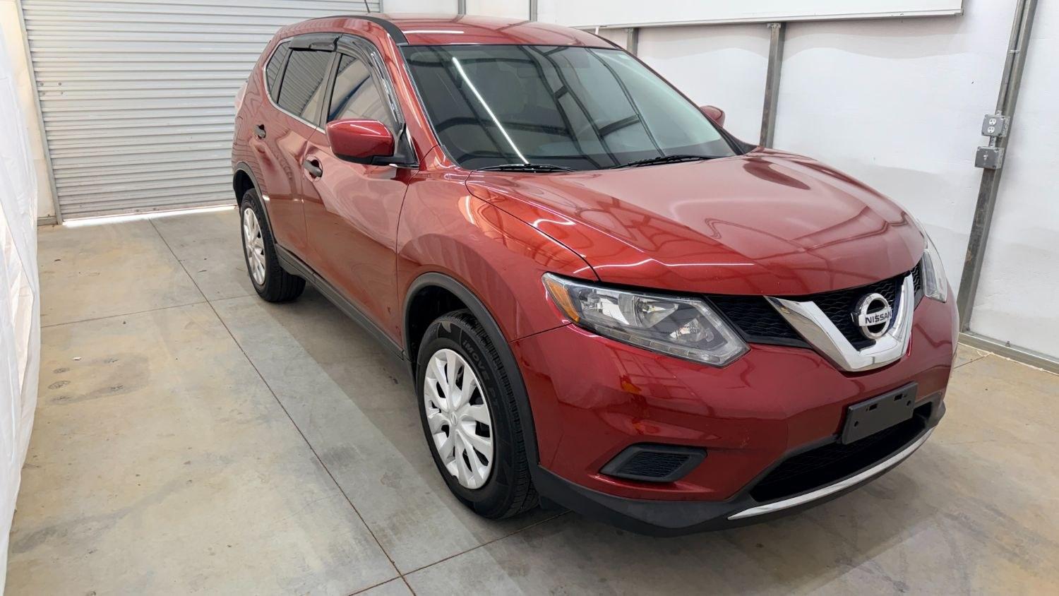 2016 Red Nissan Rogue S (JN8AT2MV0GW) with an 2.5L I-4 DOHC engine, located at 1806 Veterans Memorial Hwy SW, Austell, GA, 30168, (770) 944-9558, 33.817959, -84.606987 - This Nissan Rogue has passed a 100+ point inspection performed in our own service center. It's in great condition inside and out, and the tan interior is immaculate. Come see it in person and take it for a test drive! Why Choose Automania? At Automania, we make car buying easy and stress-free, with- Photo#7