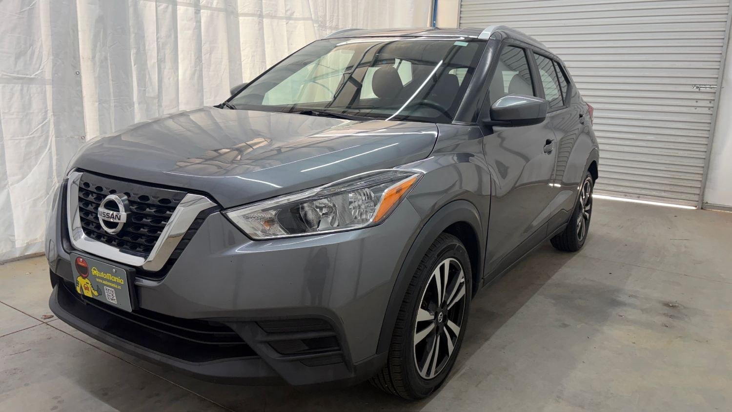 2019 Gray Nissan Kicks SV (3N1CP5CU9KL) with an 1.6L I-4 DOHC engine, located at 1806 Veterans Memorial Hwy SW, Austell, GA, 30168, (770) 944-9558, 33.817959, -84.606987- Photo#0