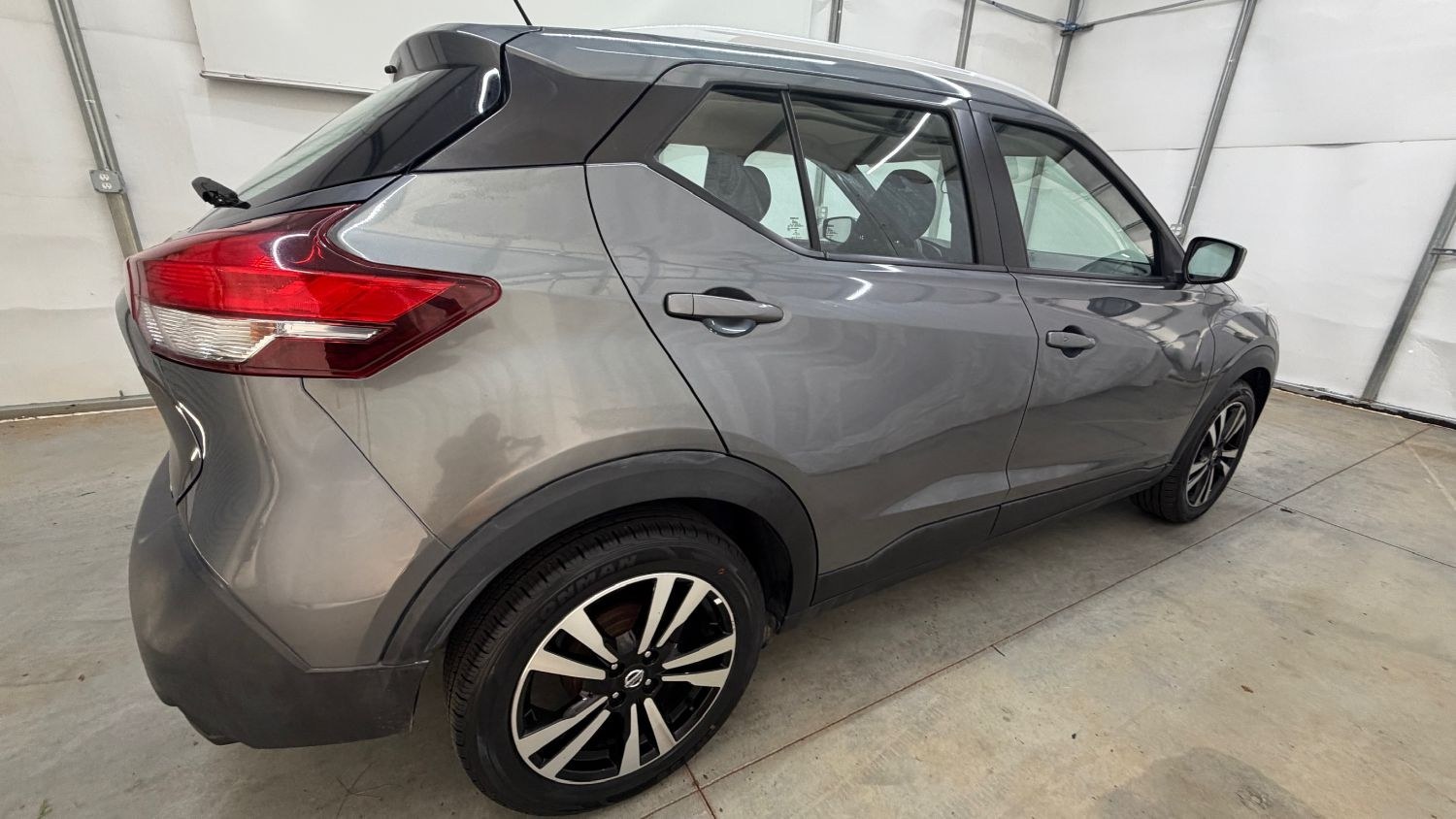 2019 Gray Nissan Kicks SV (3N1CP5CU9KL) with an 1.6L I-4 DOHC engine, located at 1806 Veterans Memorial Hwy SW, Austell, GA, 30168, (770) 944-9558, 33.817959, -84.606987- Photo#6
