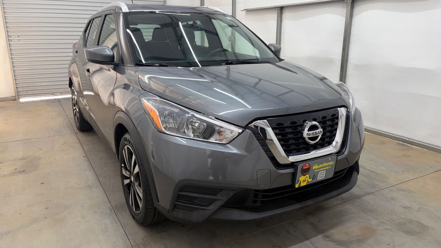 2019 Gray Nissan Kicks SV (3N1CP5CU9KL) with an 1.6L I-4 DOHC engine, located at 1806 Veterans Memorial Hwy SW, Austell, GA, 30168, (770) 944-9558, 33.817959, -84.606987- Photo#8