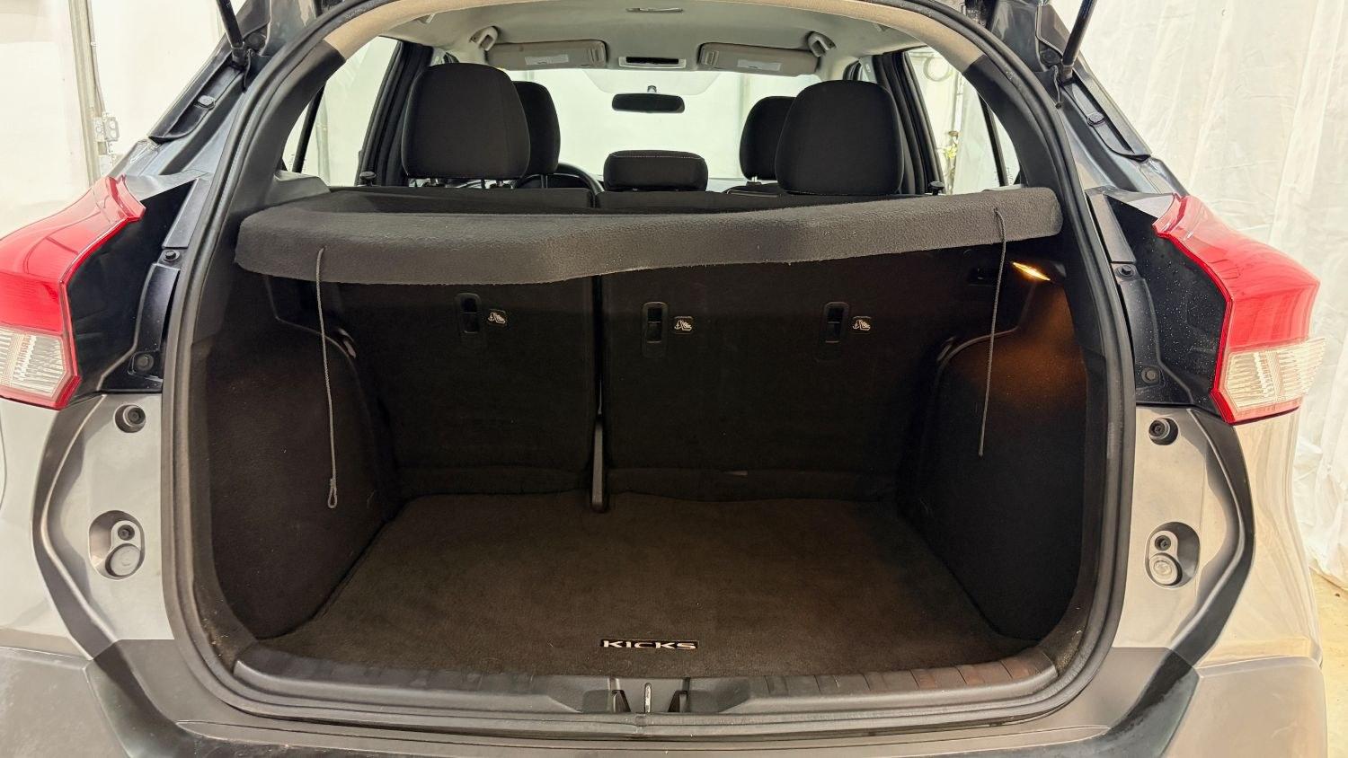 2019 Gray Nissan Kicks SV (3N1CP5CU9KL) with an 1.6L I-4 DOHC engine, located at 1806 Veterans Memorial Hwy SW, Austell, GA, 30168, (770) 944-9558, 33.817959, -84.606987- Photo#15