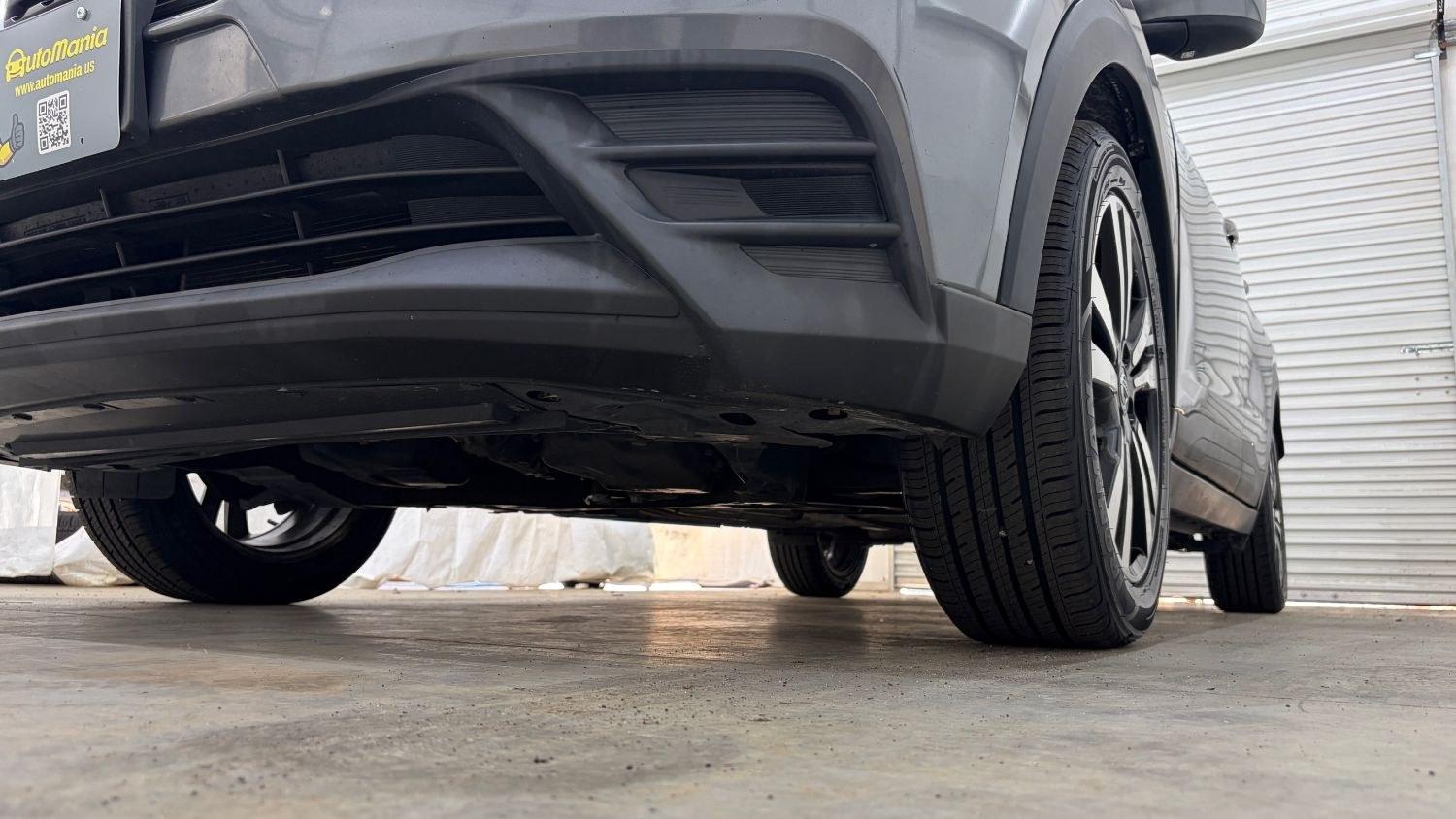2019 Gray Nissan Kicks SV (3N1CP5CU9KL) with an 1.6L I-4 DOHC engine, located at 1806 Veterans Memorial Hwy SW, Austell, GA, 30168, (770) 944-9558, 33.817959, -84.606987- Photo#19